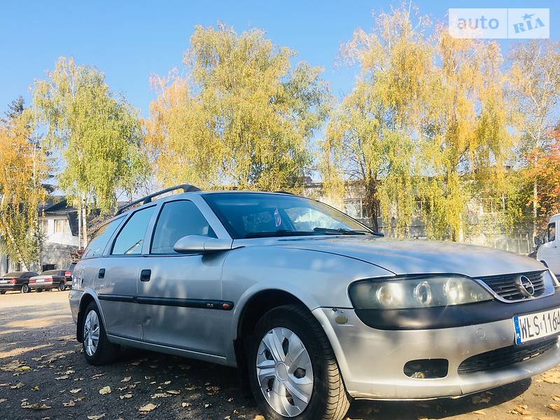 Универсал Opel Vectra 1999 в Черновцах