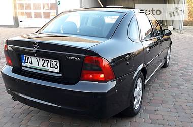 Седан Opel Vectra 2002 в Сарнах