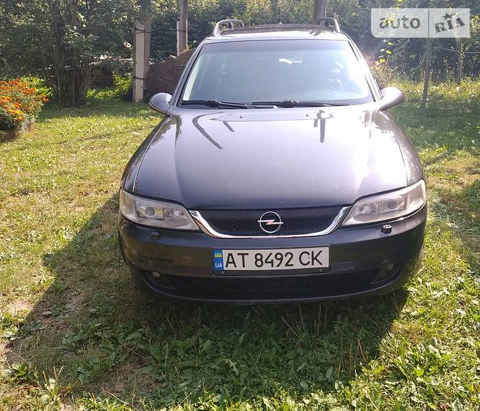 Универсал Opel Vectra 2001 в 