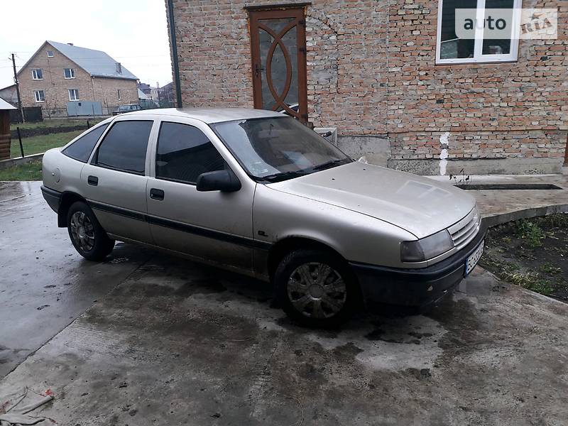 Хетчбек Opel Vectra 1989 в Львові