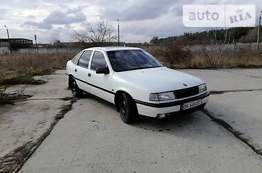 Ліфтбек Opel Vectra 1990 в Нетішині