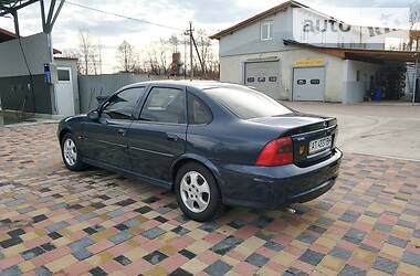 Седан Opel Vectra 2000 в 