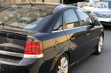 Хетчбек Opel Vectra 2007 в 