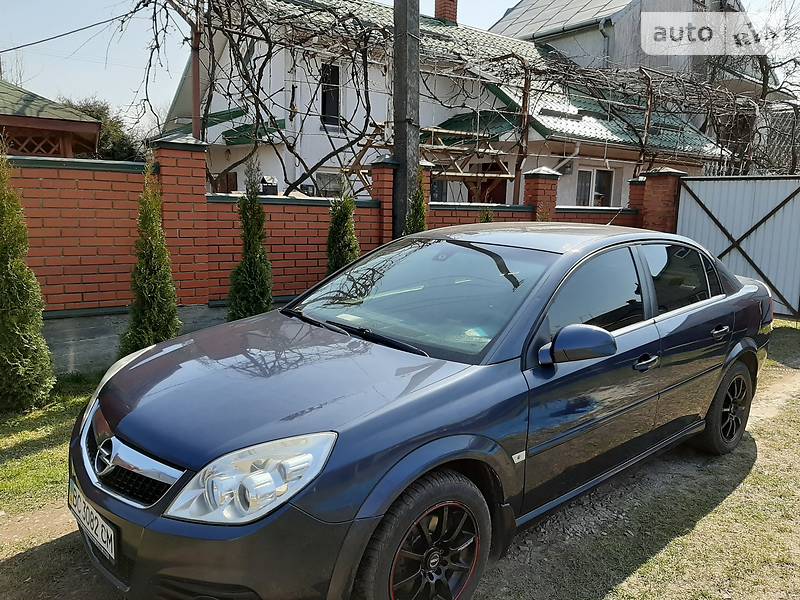 Седан Opel Vectra 2006 в Львові