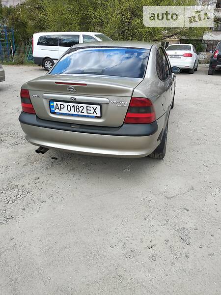 Седан Opel Vectra 1997 в Запорожье