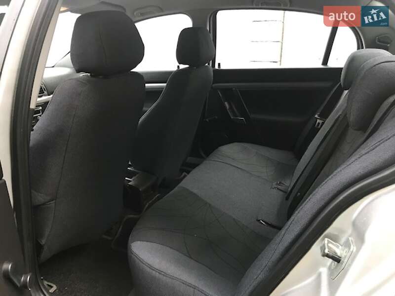 Седан Opel Vectra 2006 в Рахове фото 5 Седан Opel Vectra 2006 в Рахове