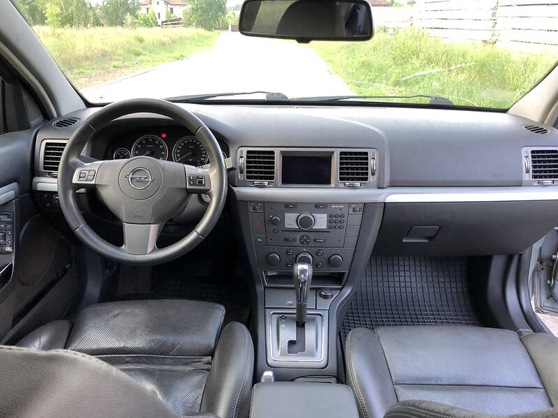 Седан Opel Vectra 2008 в Києві