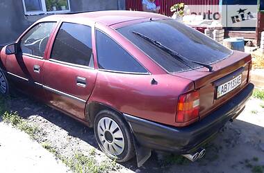 Хэтчбек Opel Vectra 1990 в Черновцах