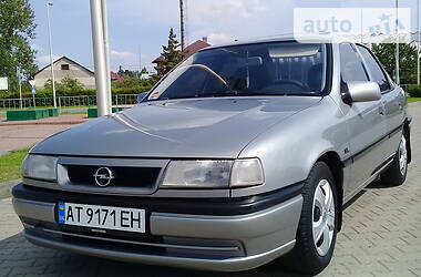 Седан Opel Vectra 1993 в Косове