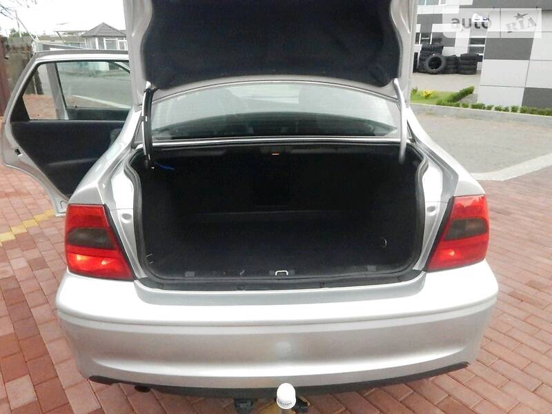 Седан Opel Vectra 2000 в Сарнах