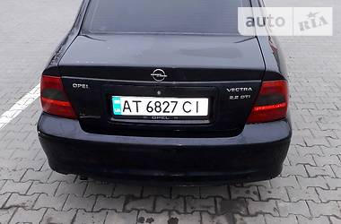 Седан Opel Vectra 2001 в Коломые