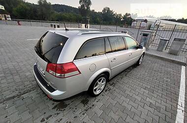 Универсал Opel Vectra 2005 в Черновцах
