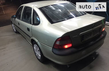 Седан Opel Vectra 1999 в Ивано-Франковске