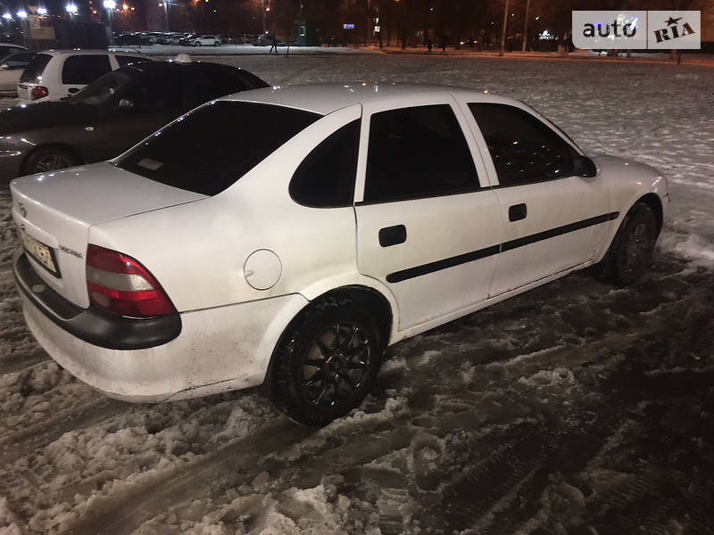 Седан Opel Vectra 1996 в Харькове