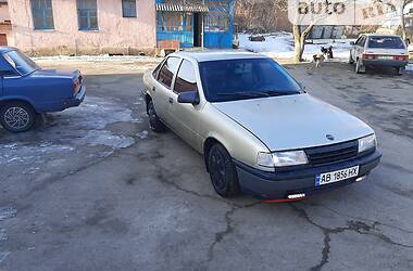 Седан Opel Vectra 1991 в Ямполе