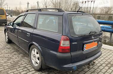 Універсал Opel Vectra 1998 в Шацьку
