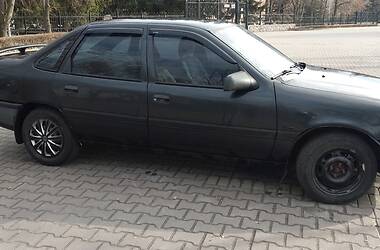 Седан Opel Vectra 1990 в Миргороде