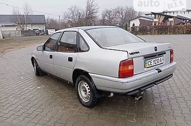 Седан Opel Vectra 1990 в Косове