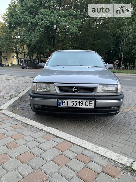 Седан Opel Vectra 1994 в Полтаве