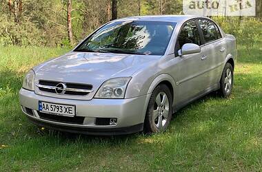 Седан Opel Vectra 2003 в Киеве