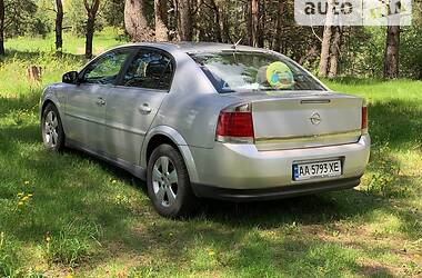 Седан Opel Vectra 2003 в Киеве