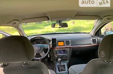 Седан Opel Vectra 2003 в Киеве