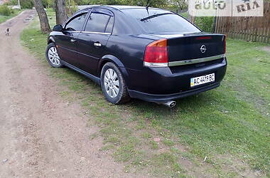 Седан Opel Vectra 2003 в Нововолинську