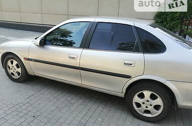 Седан Opel Vectra 1997 в Днепрорудном