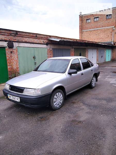 Седан Opel Vectra 1990 в Харкові