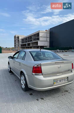 Седан Opel Vectra 2008 в Львове