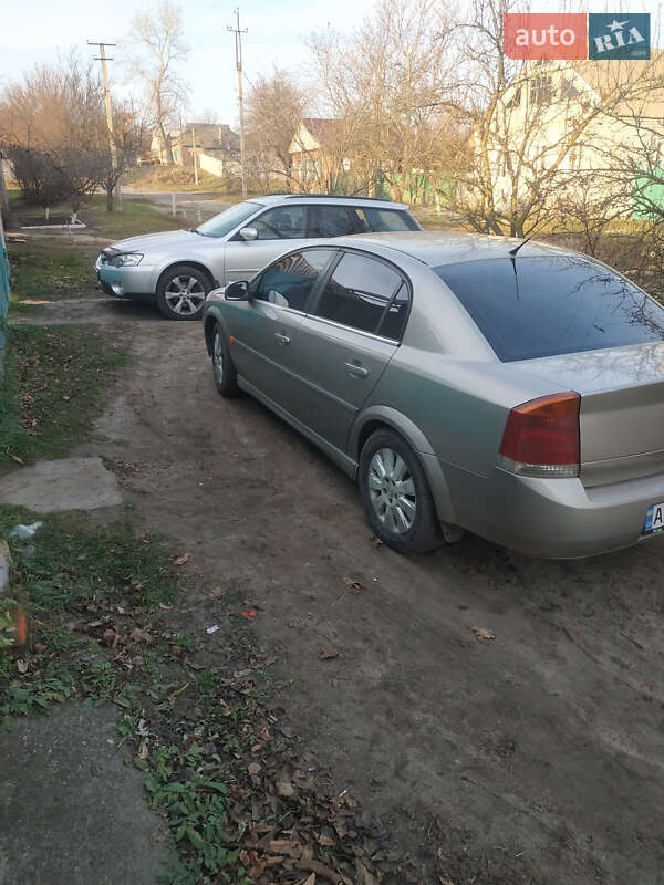 Седан Opel Vectra 2003 в Краснограді