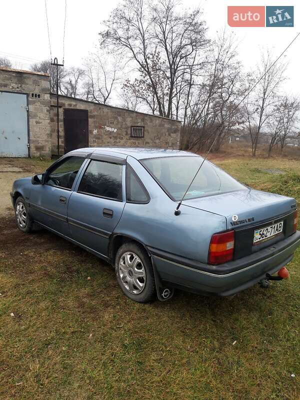 Седан Opel Vectra 1990 в Дніпрі