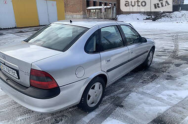 Седан Opel Vectra 1998 в Хмельницькому