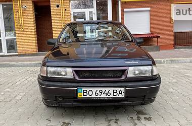 Седан Opel Vectra 1992 в Тернополі