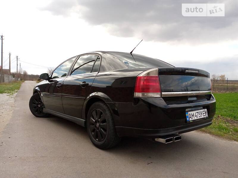 Седан Opel Vectra 2003 в Попельне