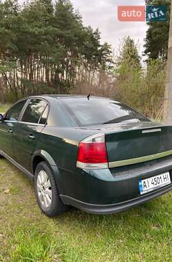 Седан Opel Vectra 2004 в 