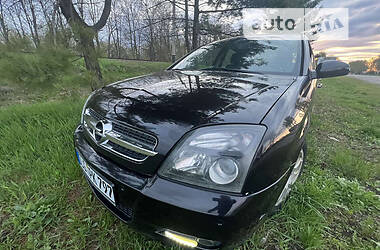 Седан Opel Vectra 2003 в Лубнах