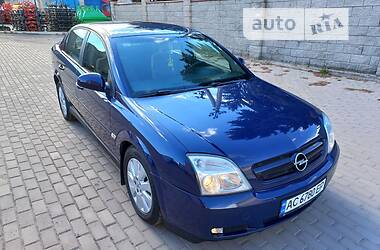 Седан Opel Vectra 2003 в Киверцах