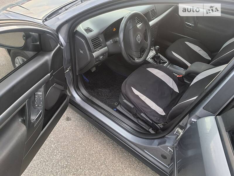 Седан Opel Vectra 2003 в Чернигове
