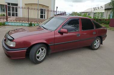 Хэтчбек Opel Vectra 1995 в Славуте