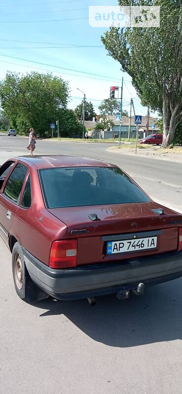 Седан Opel Vectra 1990 в Бердянске