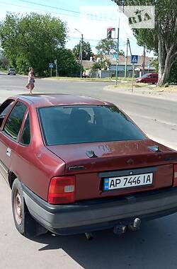 Седан Opel Vectra 1990 в Бердянске