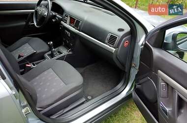 Универсал Opel Vectra 2008 в 