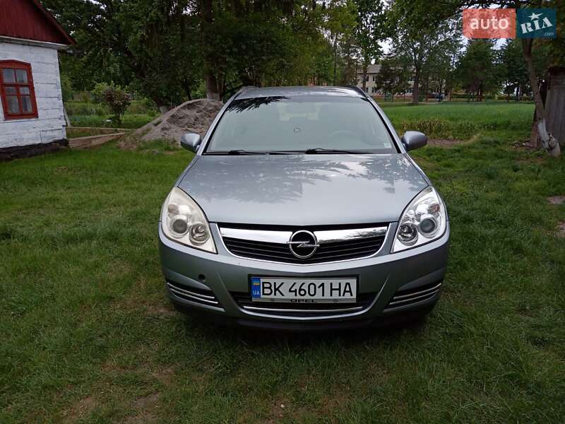 Універсал Opel Vectra 2008 в Рівному
