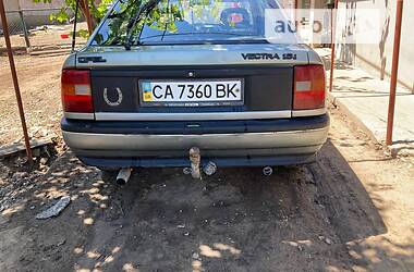 Хэтчбек Opel Vectra 1992 в Тарутине