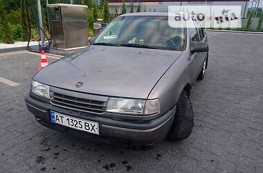 Седан Opel Vectra 1991 в Надвірній