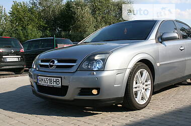 Седан Opel Vectra 2004 в 