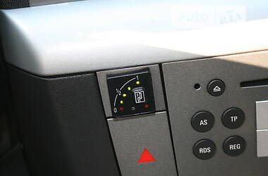 Седан Opel Vectra 2004 в 
