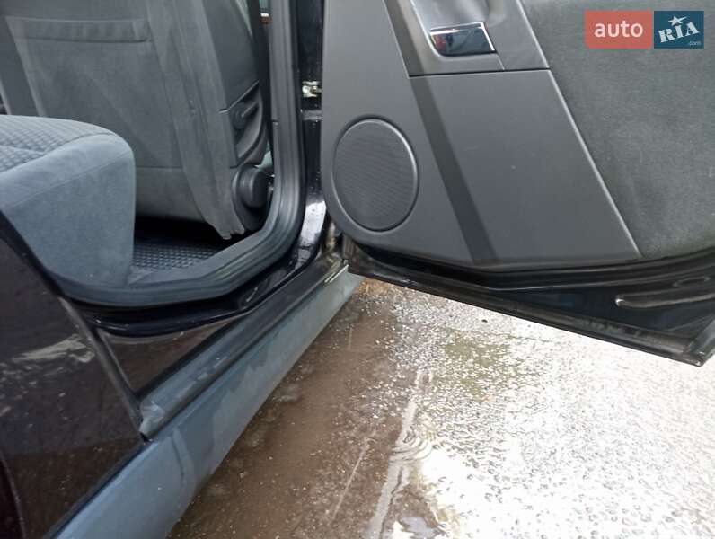 Седан Opel Vectra 2003 в Полтаве фото 17 Седан Opel Vectra 2003 в Полтаве