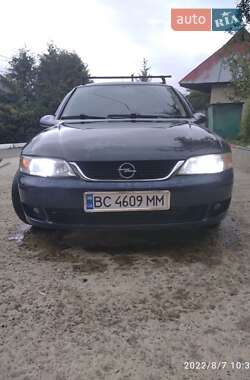Лифтбек Opel Vectra 2001 в 